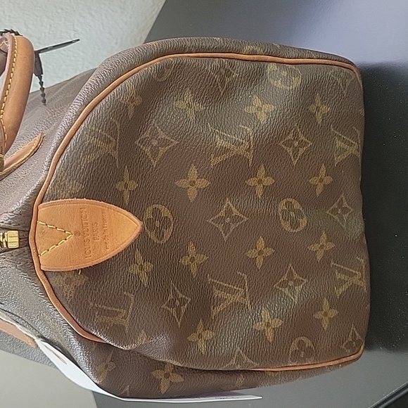 30.LOUIS VUITTON MONOGRAM SPEEDY 30 - Picture 2 of 10